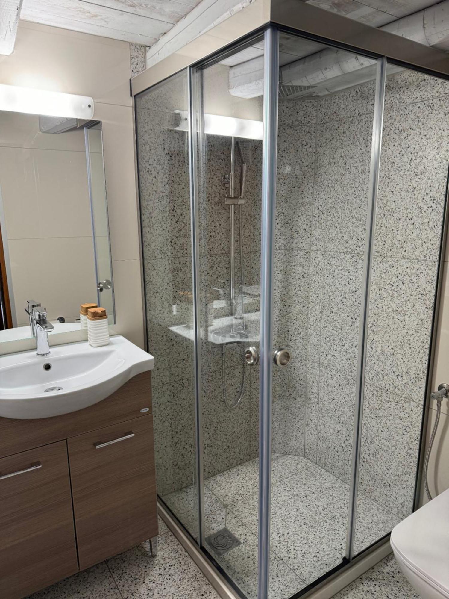 Avli Traditional Home With Private Jacuzzi Herszonisszosz Kültér fotó